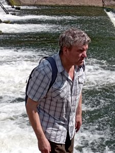 И никому нет до этого дела...