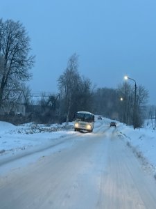 На Красном Молоте перевернулась машина
