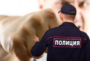 Житель Ярцево поплатился за нападение на полицейского.
