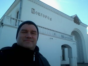 Позвони Юрию Бухалову