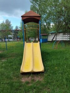 Почти идеальный двор
