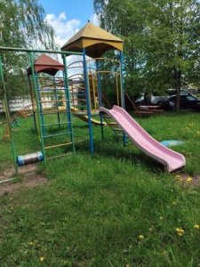 Почти идеальный двор
