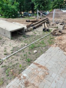 Тротуарная плитка против чиновников