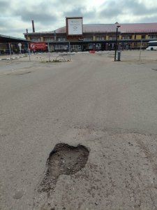 Кишки на Смоленских дорогах вывернешь